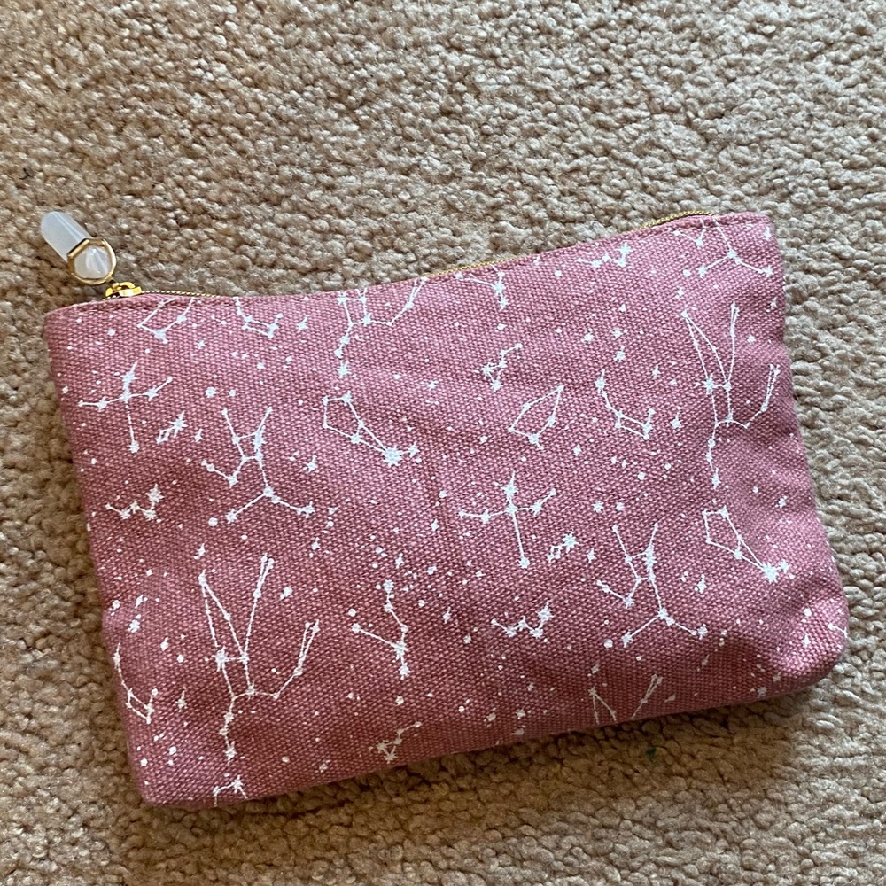 New Ipsy 💕5 for 25 💕bag